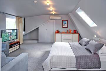 Фото номера Апартаменты Отель Hotel Niedźwiadek г. Вдзыдзе-Кишевске 2